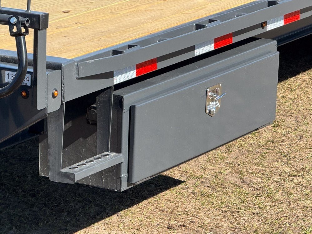 Lamar FA Bumper Pull Deckover Full Tilt Trailer - Image 6