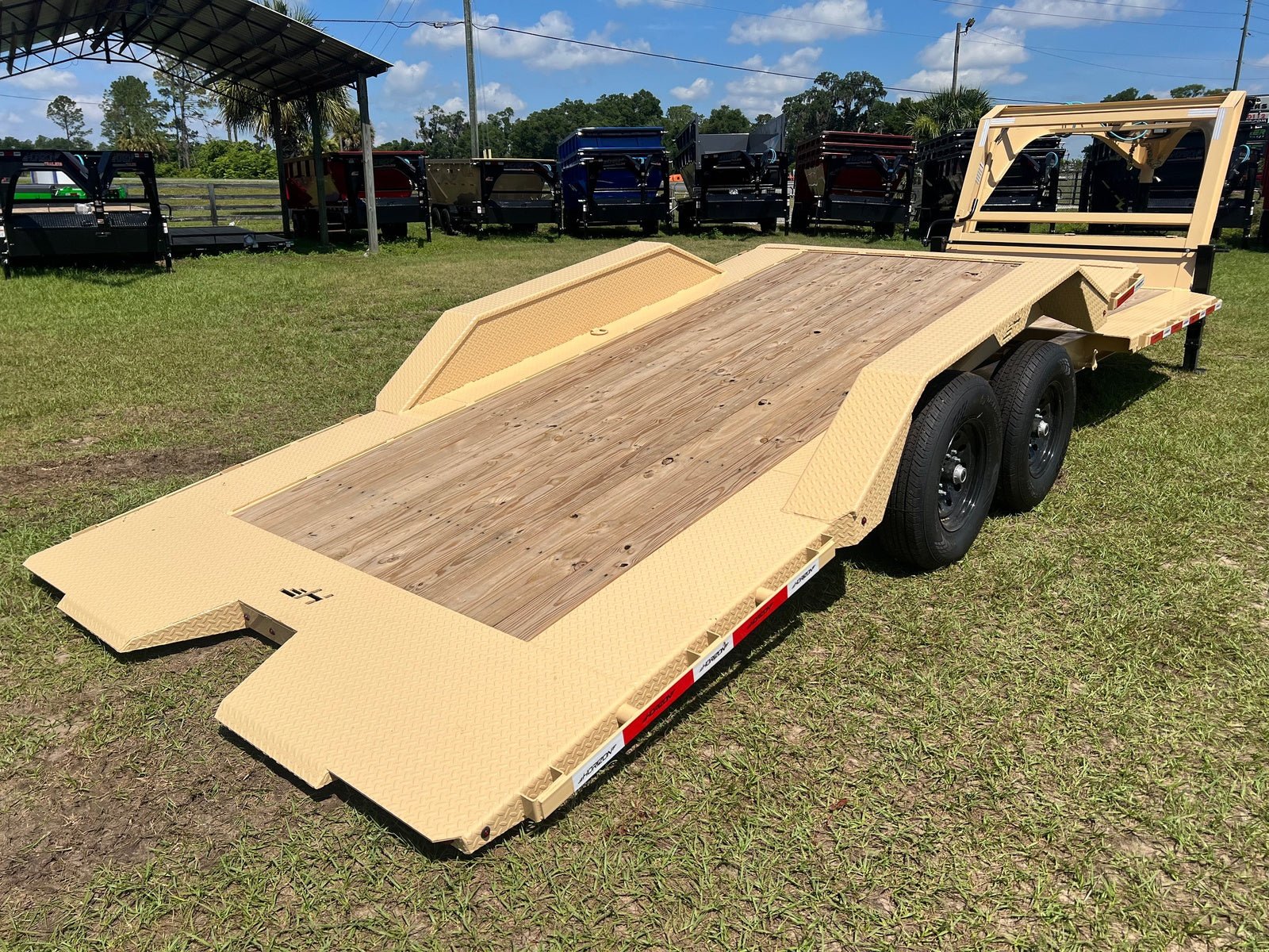 Horizon ETZ Gooseneck Equipment Tilt Trailer - Image 6