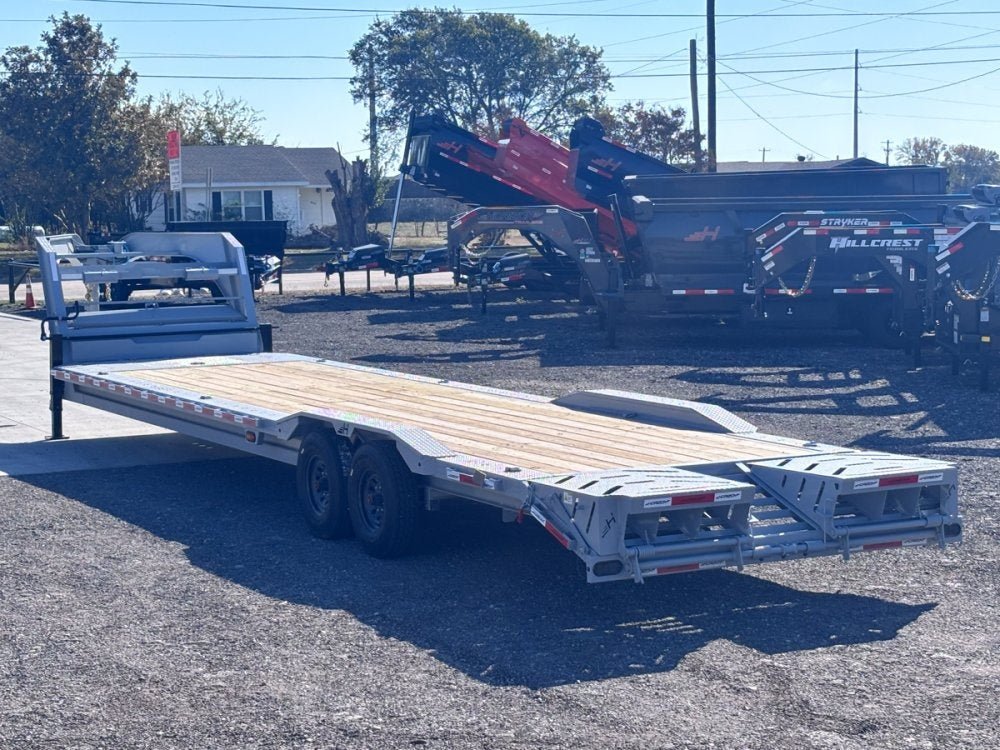 Horizon EWZ Gooseneck Equipment Trailer - Image 11