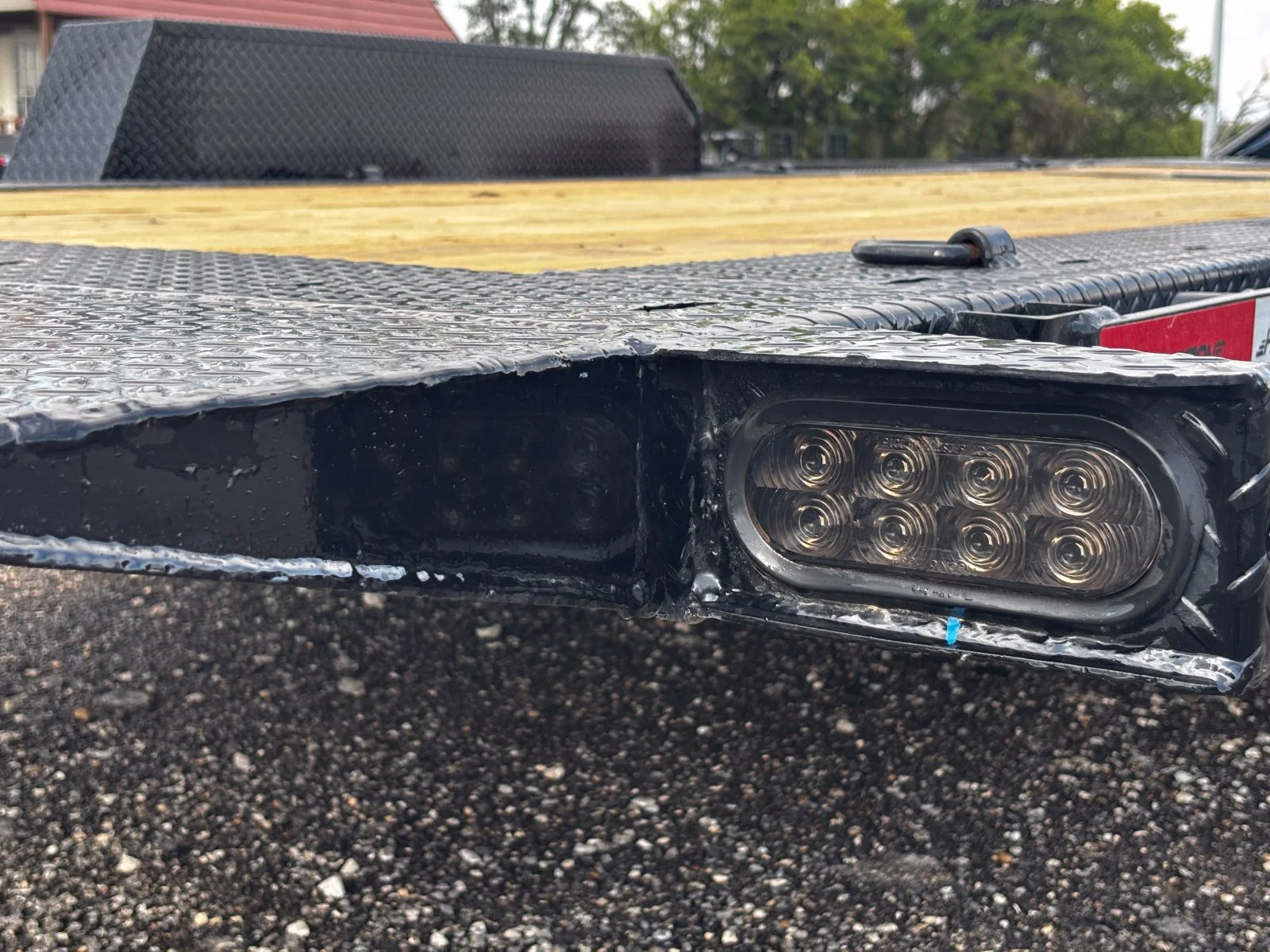 Horizon HET Bumper Pull Tilt Trailer - Image 11