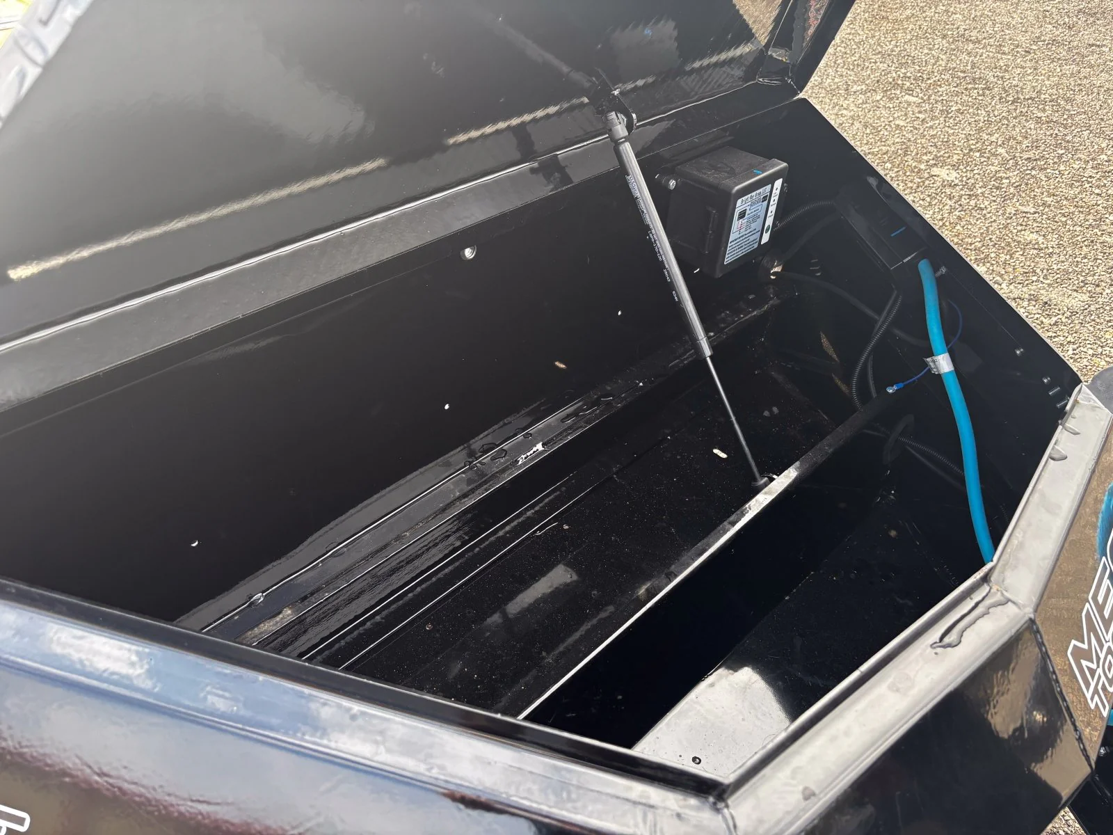 Horizon HET Bumper Pull Tilt Trailer - Image 7