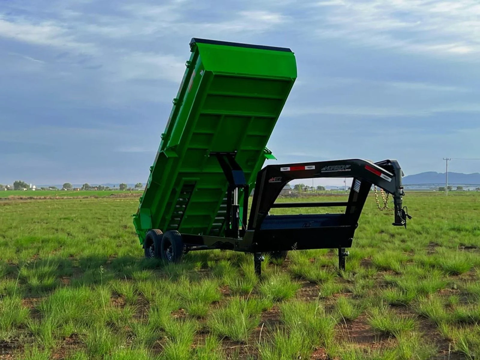 Horizon HZ7 Gooseneck Dump Trailer - Image 13