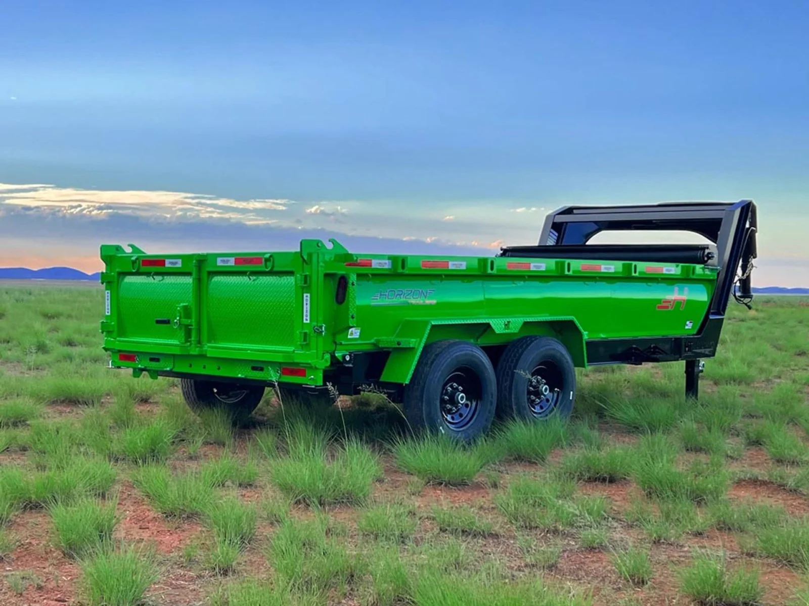 Horizon HZ7 Gooseneck Dump Trailer - Image 5