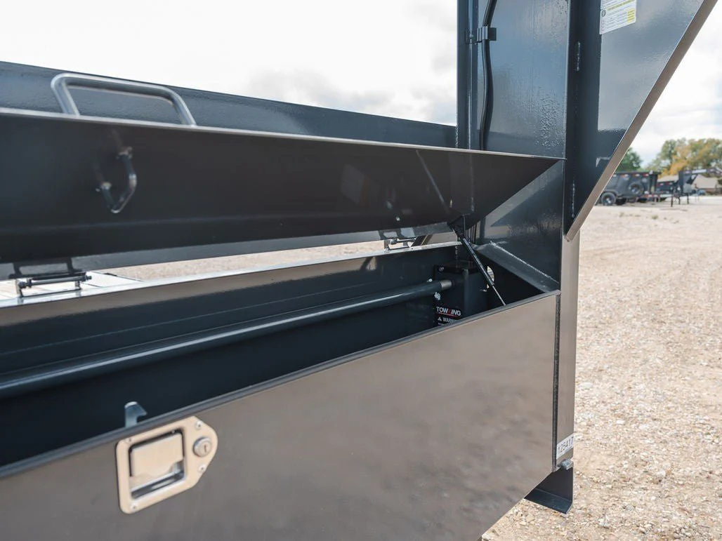 Lamar H8 Gooseneck Equipment Trailer - Image 7