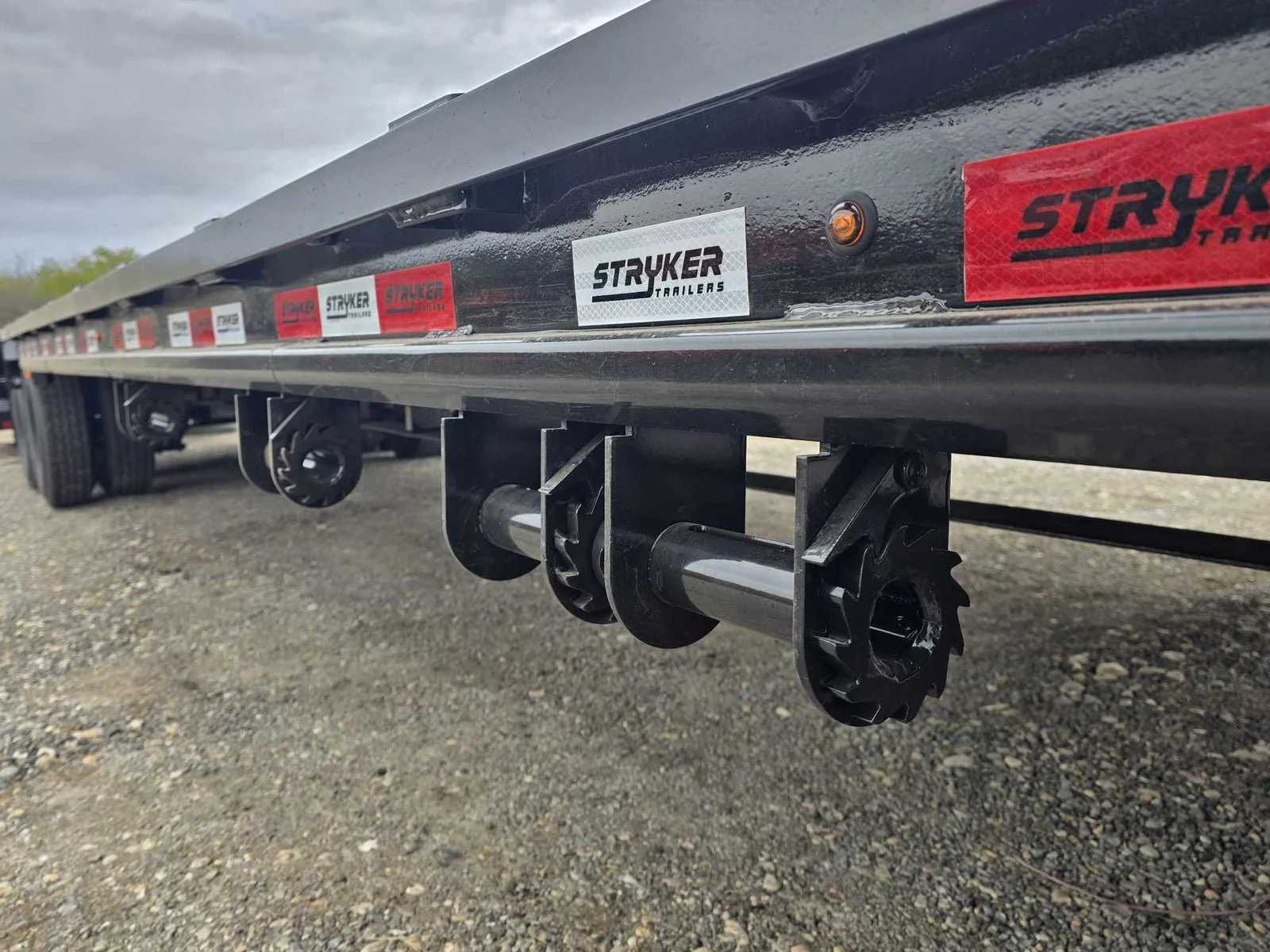 Stryker Pro Gooseneck Deckover Trailer - Image 11
